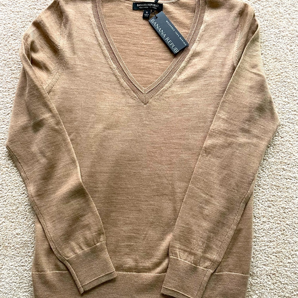 Banana Republic merino wool sweater